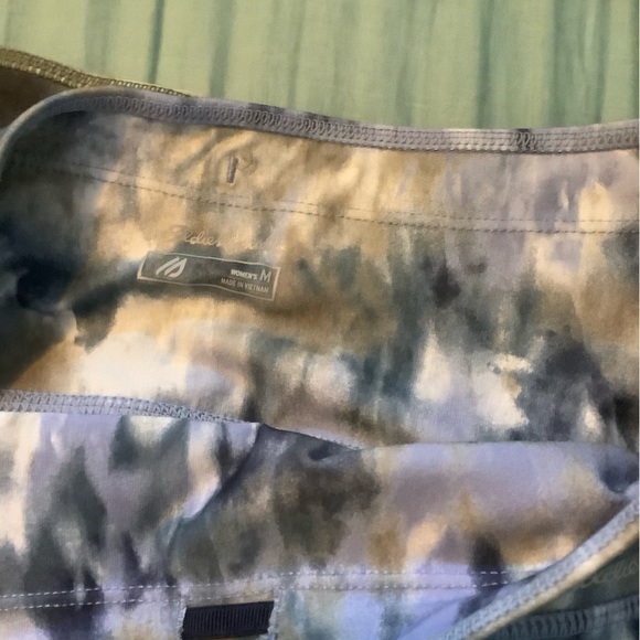 High waist capris, tight leggings, M, Eddie Bauer - Picture 4 of 9